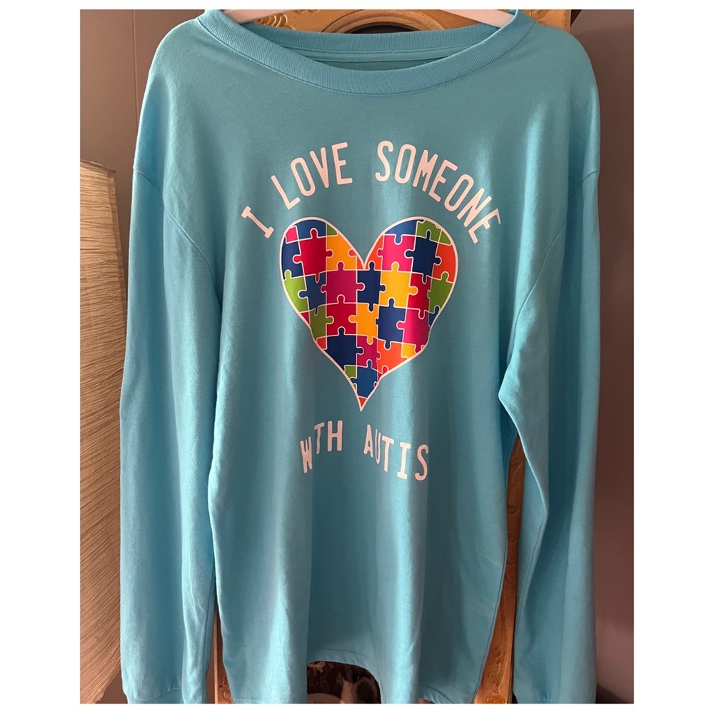 Proud Supporter of Autism Speaks Long-sleeve, long length, excellent condition.M